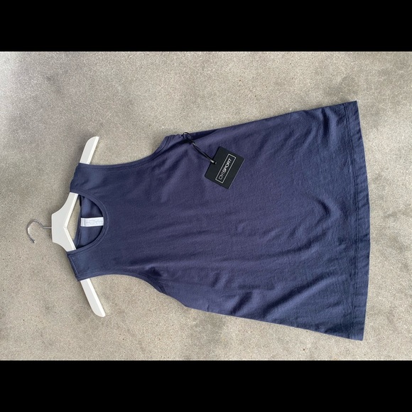 DYI navy muscle tank - Picture 4 of 4